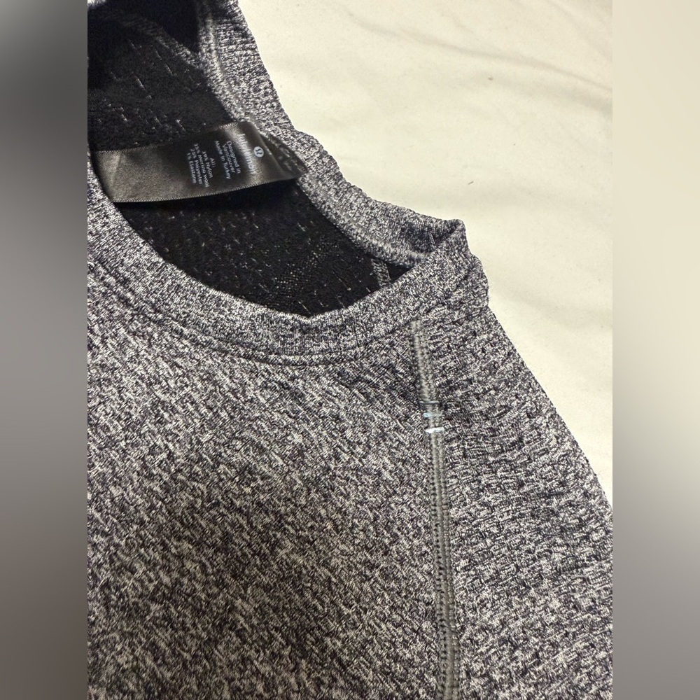 Lululemon Engineered Warmth Long-Sleeve Crew Men - Picture 6 of 9